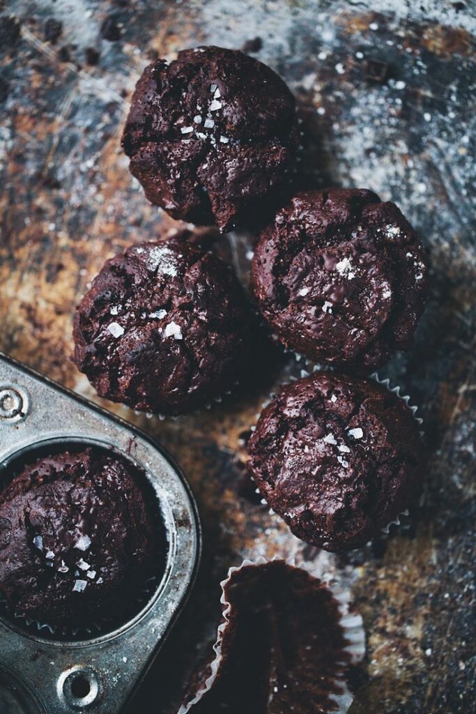 chocolate rye muffins