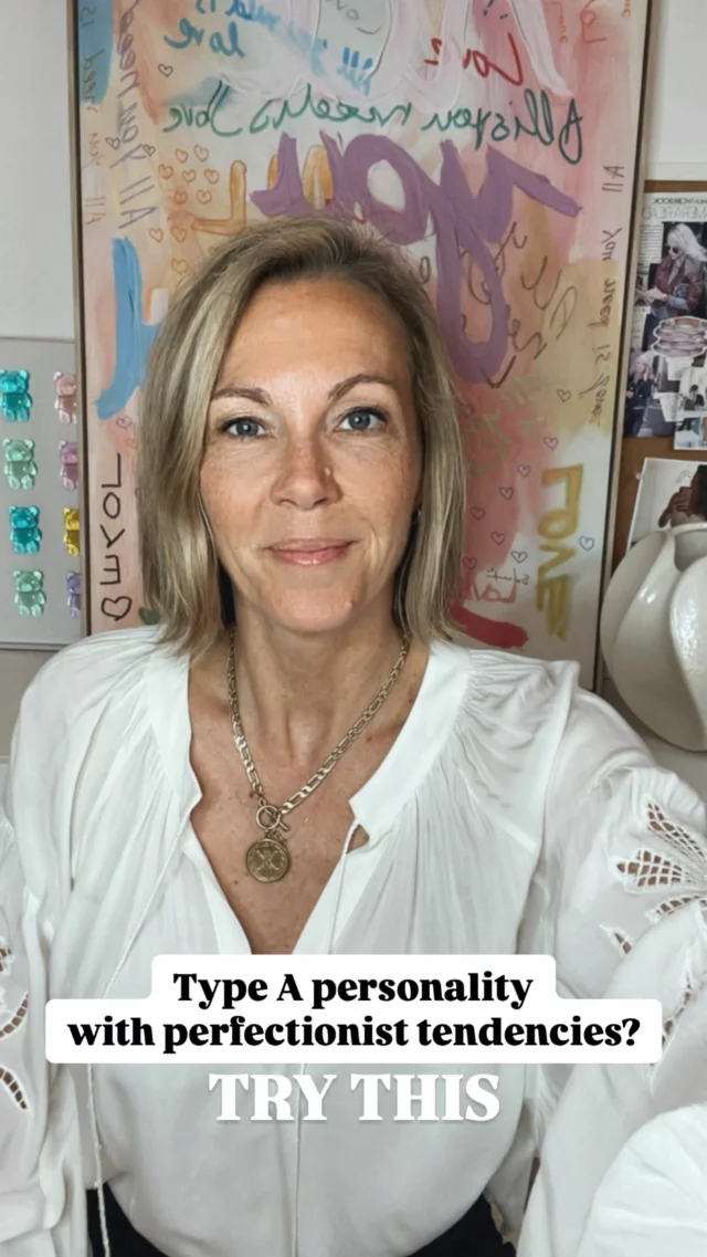 The more results oriented you are (a key trait of type A personalities), the more you need to hear this: SLOWING DOWN WILL MAKE YOU MORE PRODUCTIVE. 😮  Yes, you read that right. Having a mindfulness practice such as meditation (3 simple deep breaths in today’s video) will give you an edge that can only be accessed when you get still.  ▶️ Watch all 5 mins of this accessible meditation practice and watch the magic start to happen.  In the video I explain concretely how taking a mindful pause not only makes us better people but can also help elevate our game in various areas of our life.  Enjoy! Namaste 🙏🏻 
Geneviève