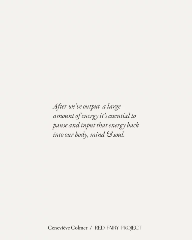 We are made of E N E R G Y ✨ Our body, mind and soul need to replenish that energy before we actually feel burned out.  It’s up to us to become mindful of how we spend that precious energy when we are in output mode and how we come back to that inner space to restore our reserves. 🪬  Wishing you a wonderful restful weekend. Namaste 
Geneviève